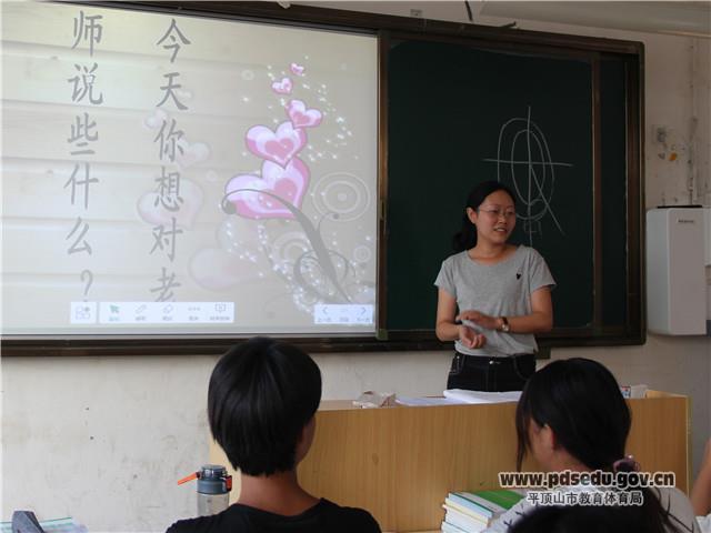 19d24fc49d5c438b9c9c9be5710229fc.jpg