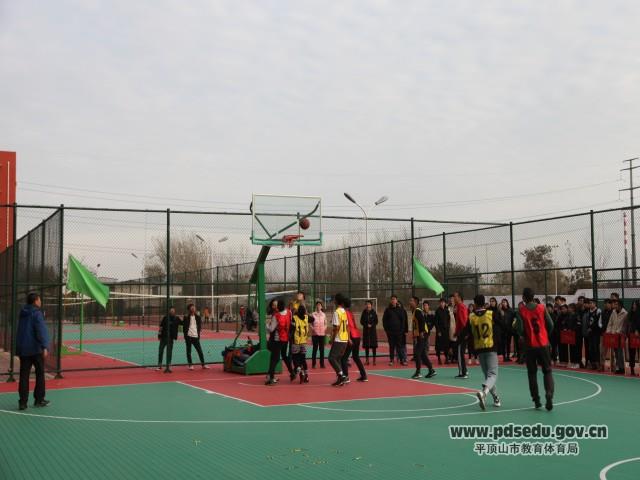 5ff923cc18fe47d99db8f95cd29895e6.jpg