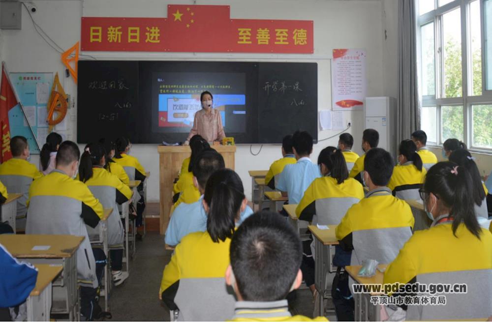 9de2747b6ebd4f59a9f12a1a8f215047.jpg 9de2747b6ebd4f59a9f12a1a8f215047.jpg