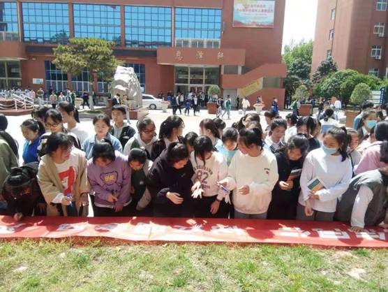 clip_image016.jpg clip_image016.jpg