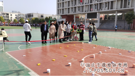 巾帼展风采，建功新时代--平顶山市第四十四中学2023年“三·八“妇女节趣味运动会(2)(3)454.png